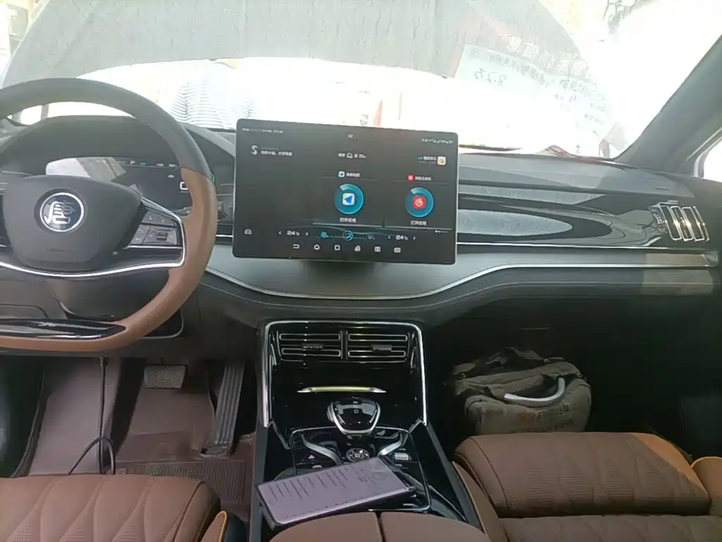 BYD Tang New Energy — миниатюра 13