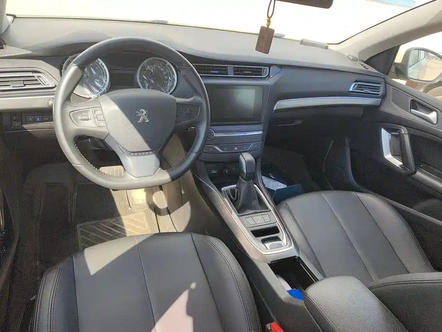 Peugeot 408 — миниатюра 12