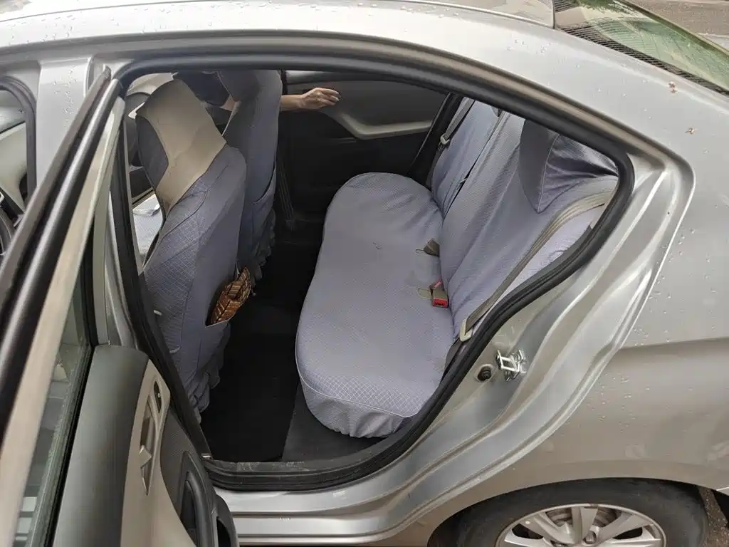 Chevrolet Sail — миниатюра 14