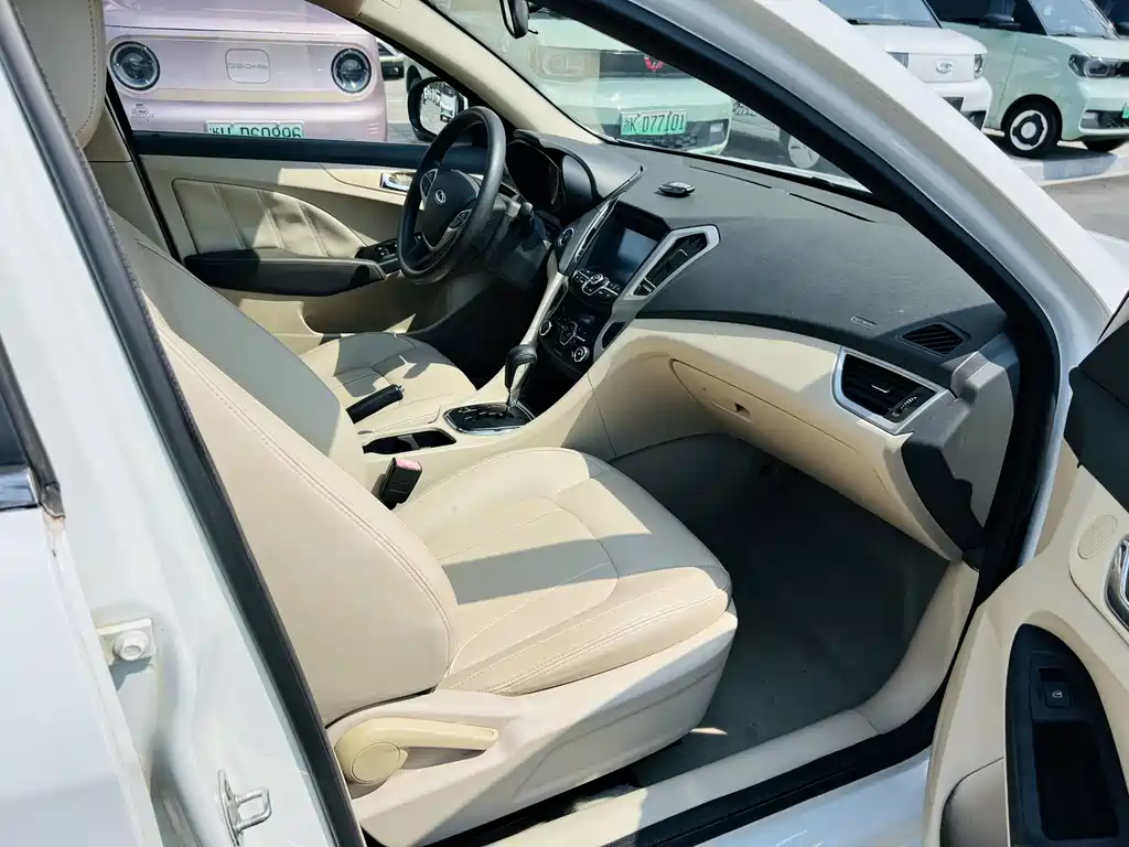 Chery Arrizo 7 — миниатюра 11