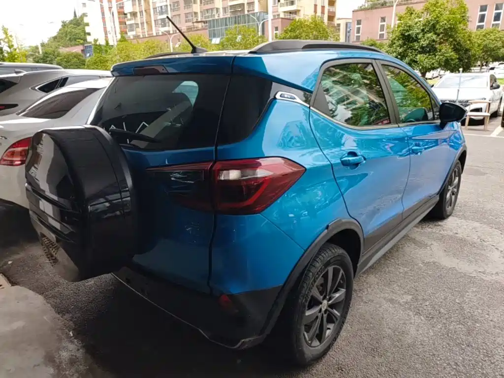 BYD Yuan EV — миниатюра 7