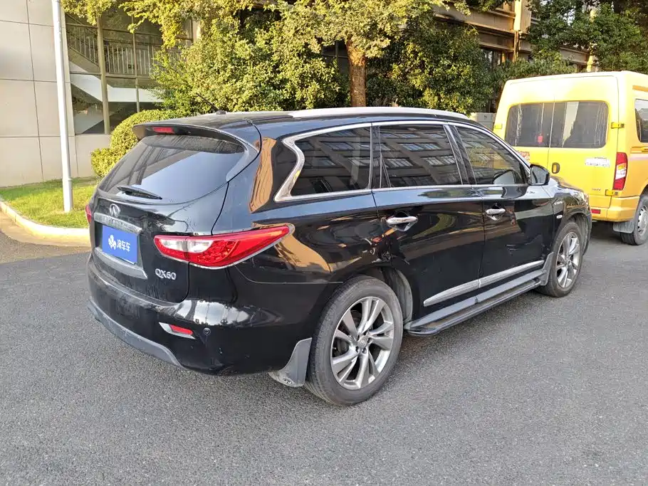 Infiniti QX60 (Import) — миниатюра 3