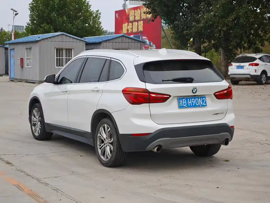 BMW X1 — миниатюра 4