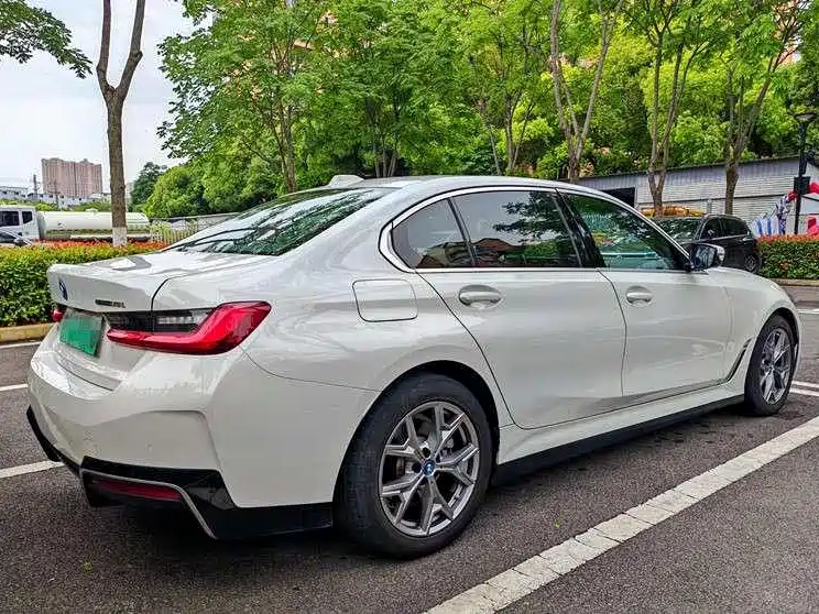 BMW i3 — миниатюра 3