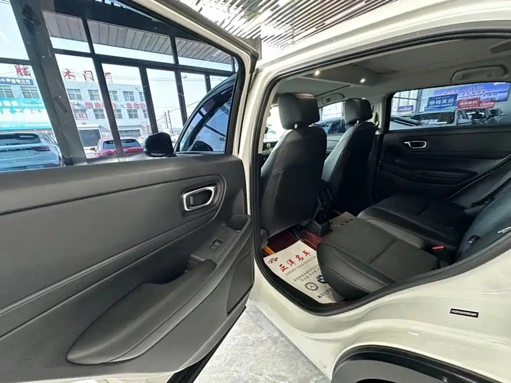 Honda Vezel — миниатюра 6