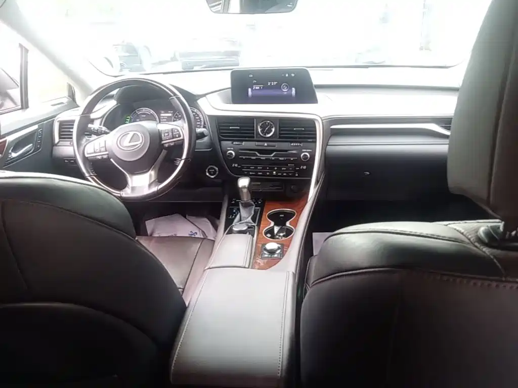 Lexus RX — миниатюра 6