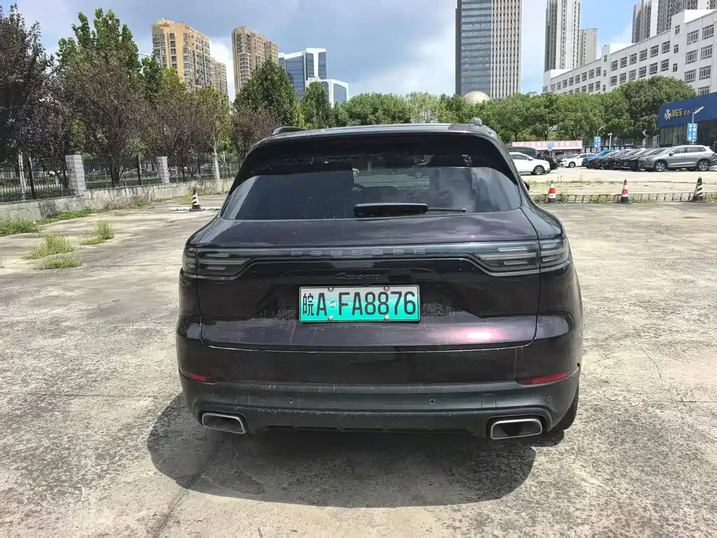 Porsche Cayenne Hybrid — миниатюра 9