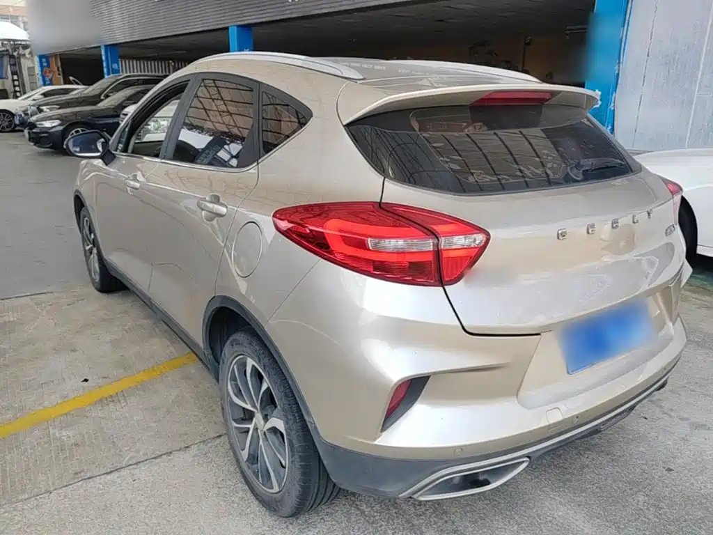 Geely Emgrand GS — миниатюра 5