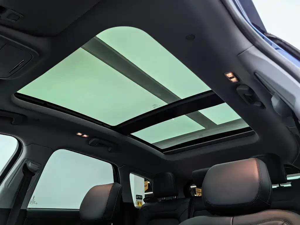 Lincoln Corsair 2.0T 4WD Premium Shine Edition, фото 22