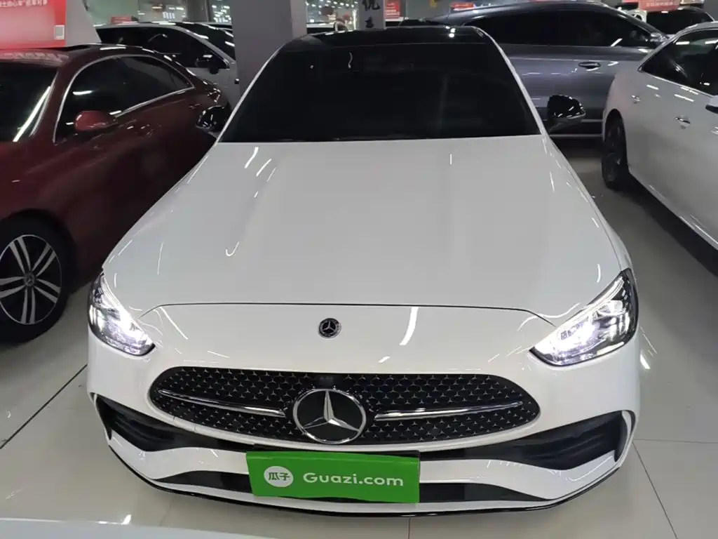 Mercedes-Benz C-Class — миниатюра 3