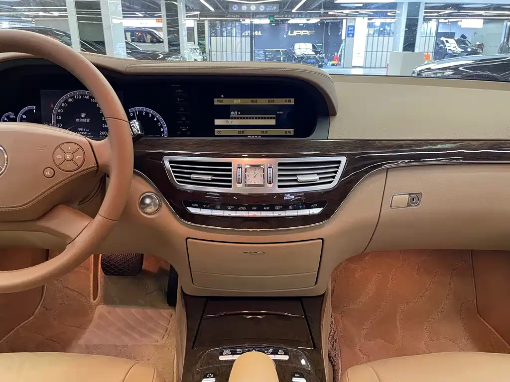 Mercedes-Benz S-Class — миниатюра 18