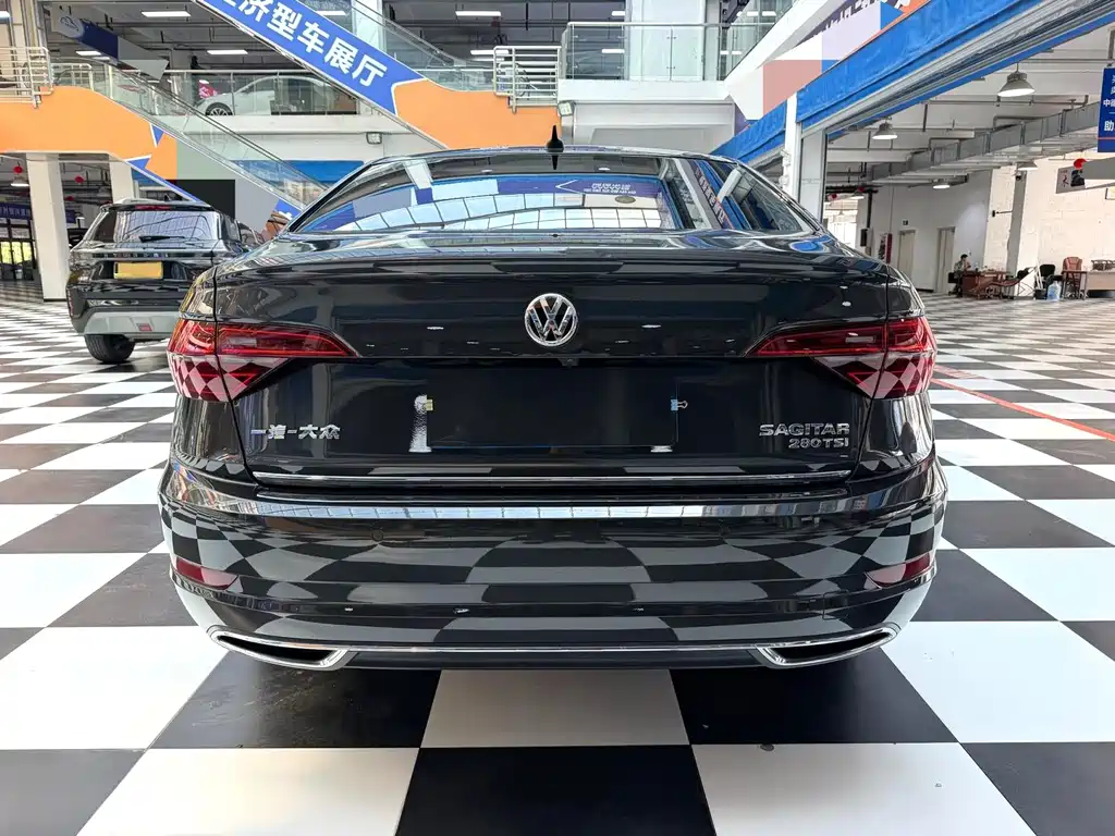 Volkswagen Sagitar — миниатюра 18