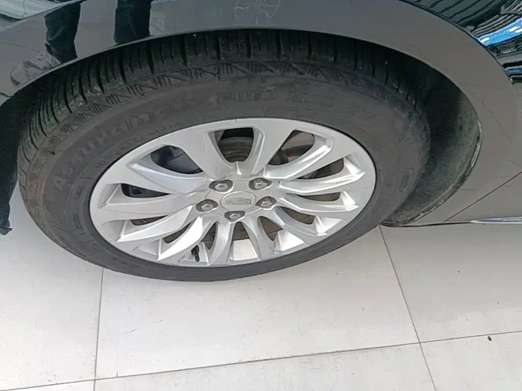 Cadillac XTS — миниатюра 23