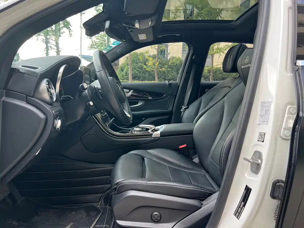 Mercedes-Benz GLC — миниатюра 10