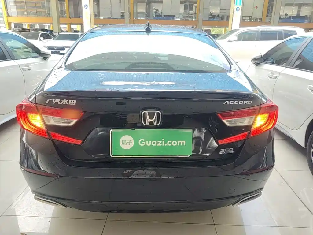 Honda Accord — миниатюра 6