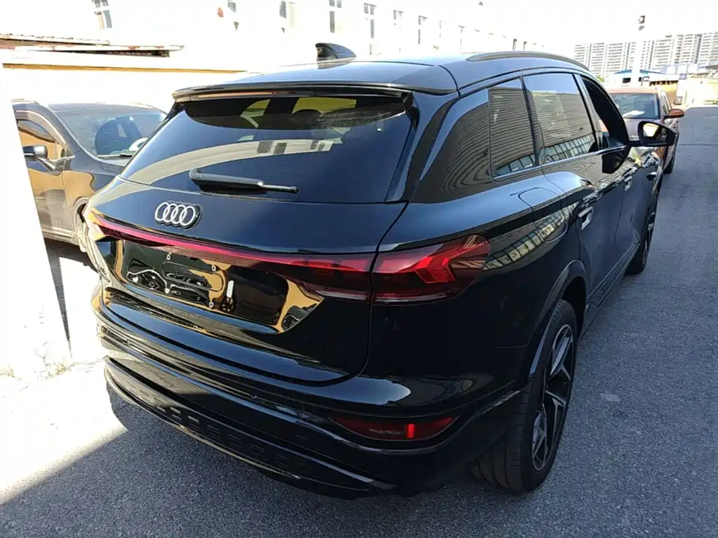 Audi AudiQ6L e-tron — миниатюра 7
