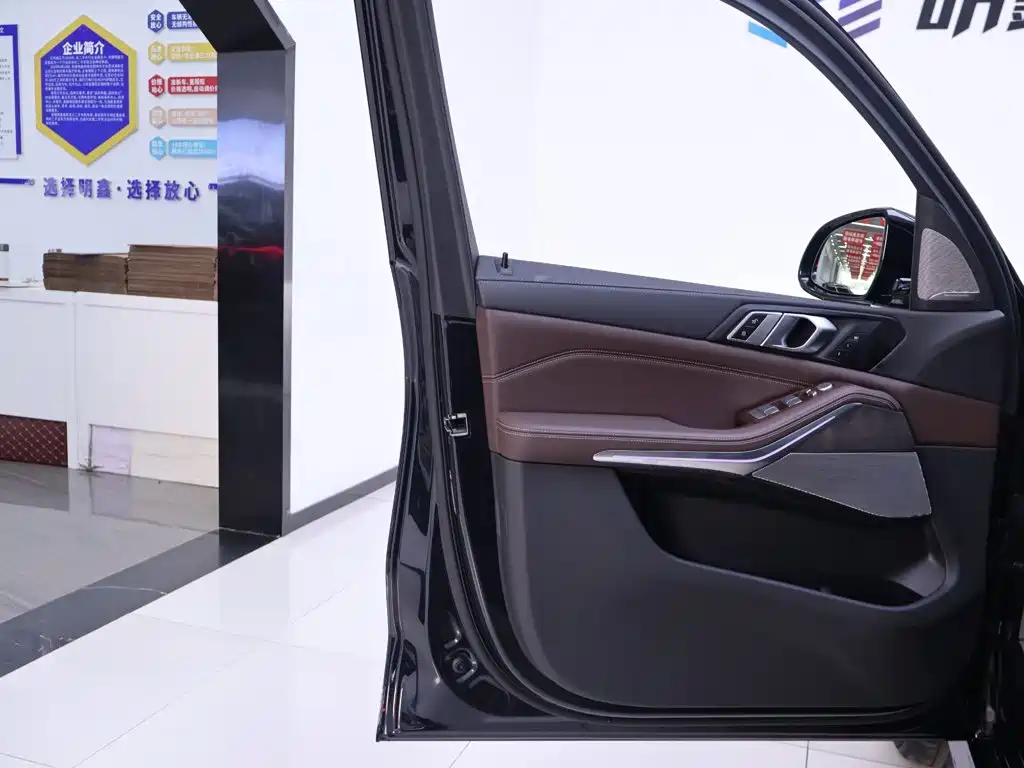 BMW X5 — миниатюра 18