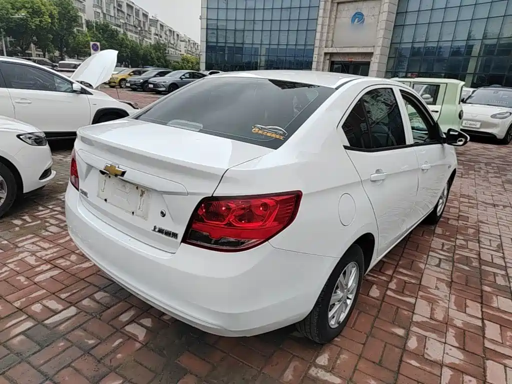 Chevrolet Sail — миниатюра 7