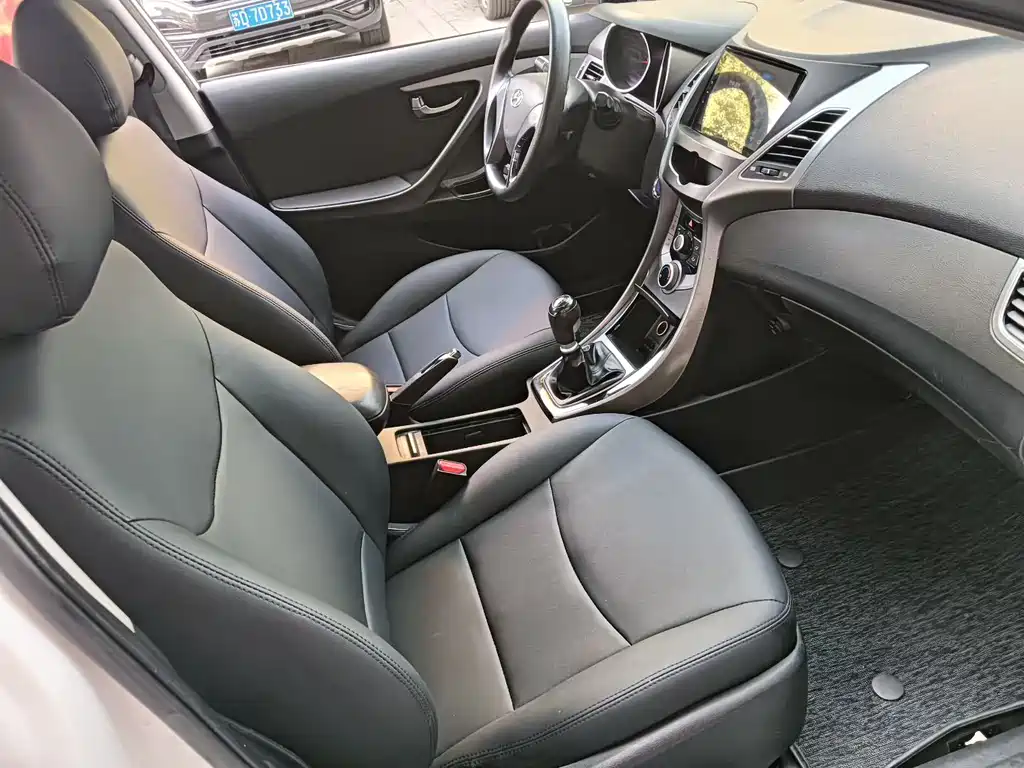 Hyundai Elantra Langdong — миниатюра 6