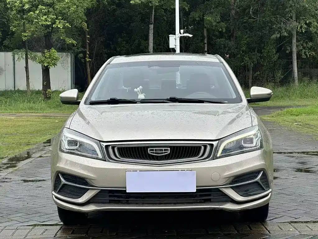 Geely Emgrand — миниатюра 2