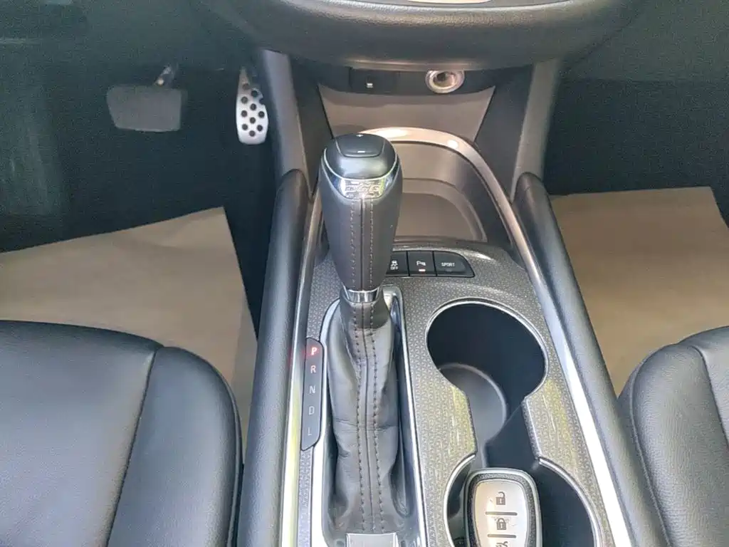 Chevrolet Malibu XL — миниатюра 14