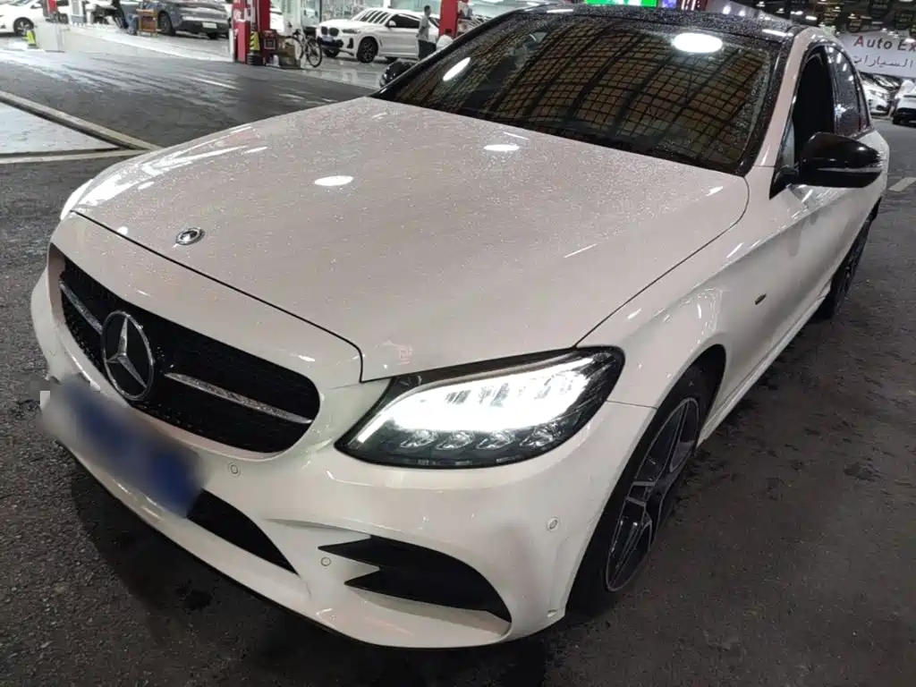 Mercedes-Benz C-Class — миниатюра 2