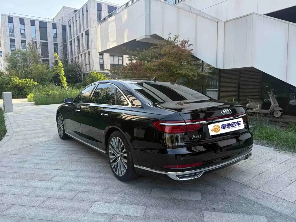 Audi A8 — миниатюра 9