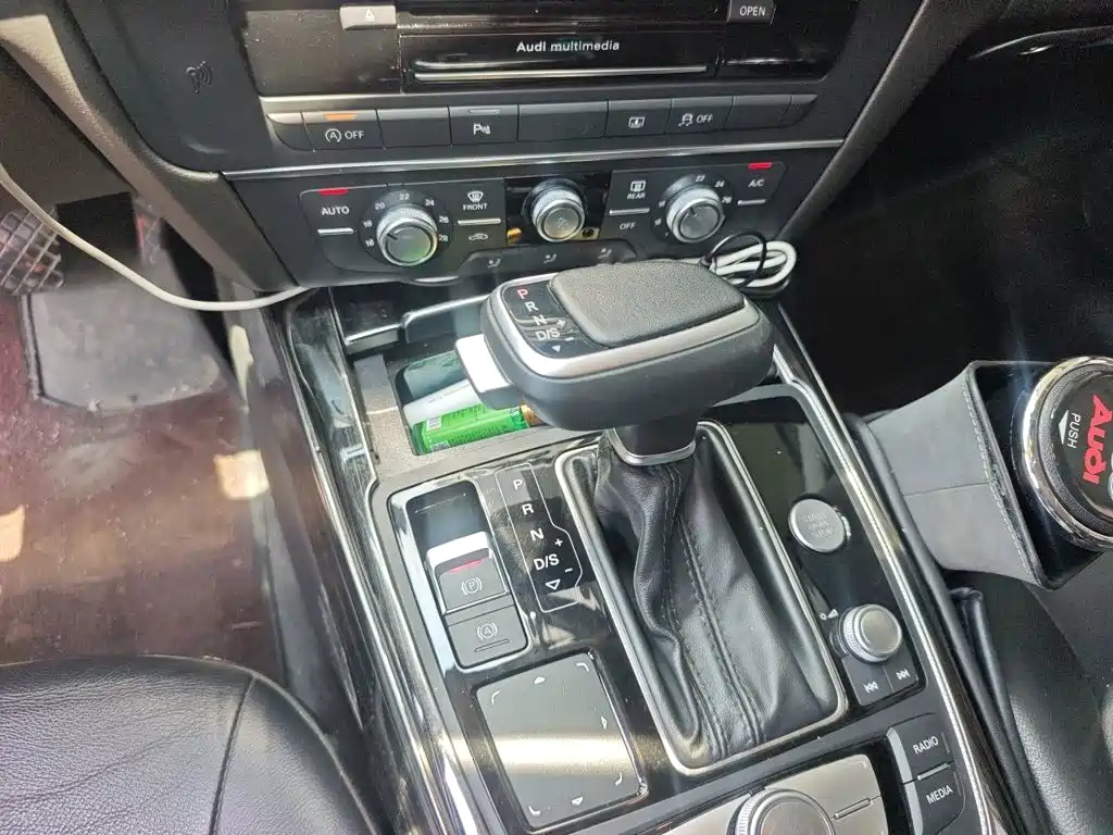 Audi A6L — миниатюра 10
