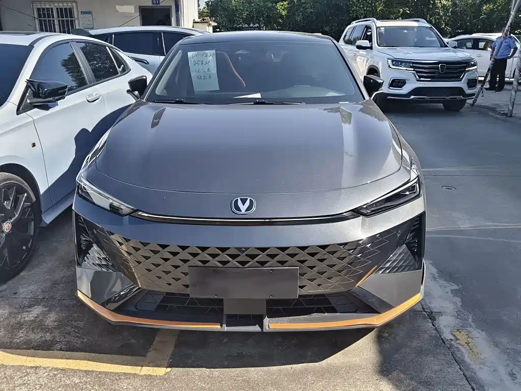 Changan UNI-V — миниатюра 2
