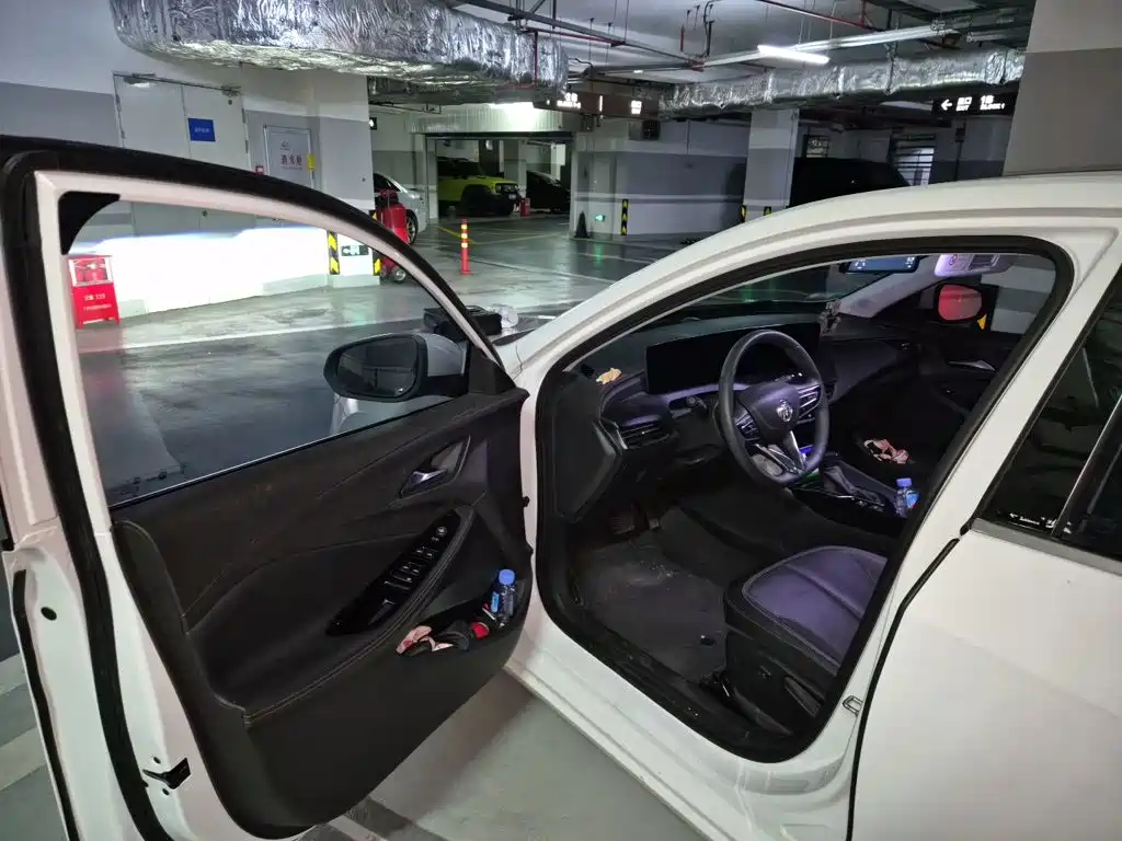 Buick Verano — миниатюра 14