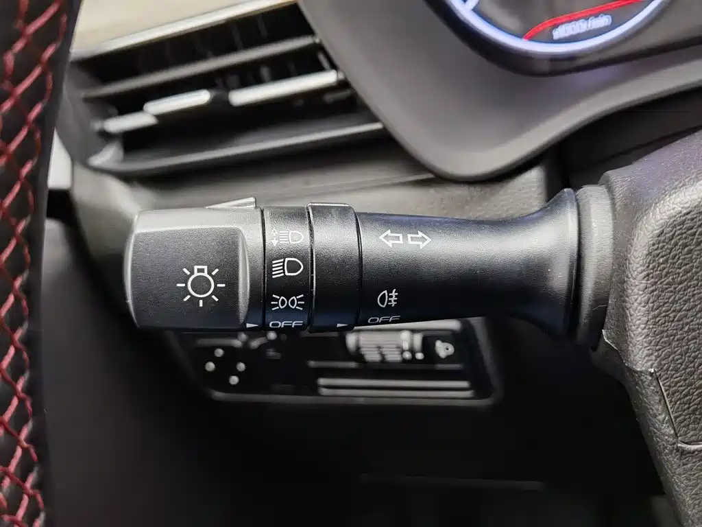 Geely Vision X3 — миниатюра 21