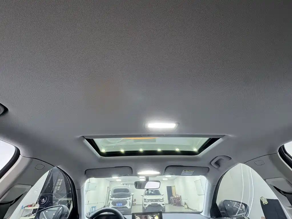 Geely Emgrand — миниатюра 15