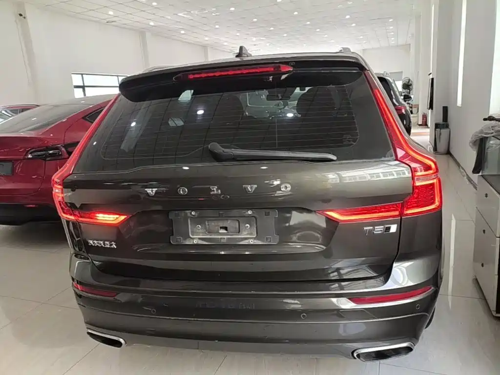 Volvo XC60 — миниатюра 6