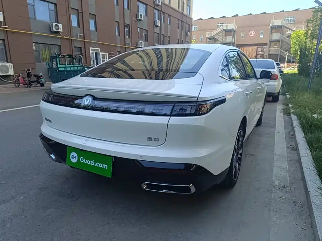 Changan Eado — миниатюра 7
