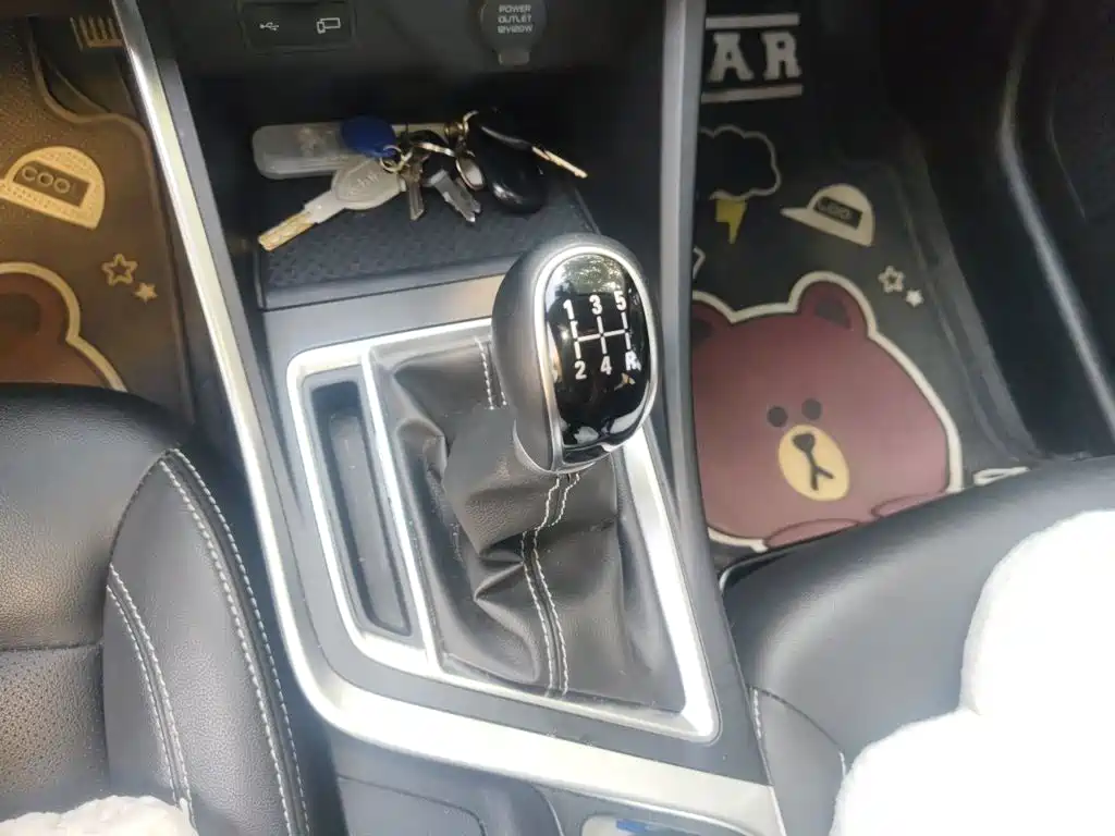 Geely Vision X3 — миниатюра 15