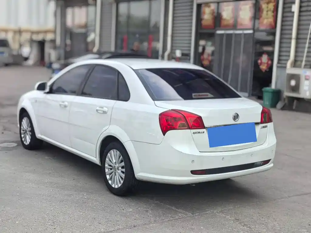 Buick Excelle — миниатюра 5