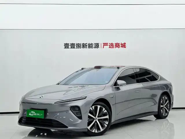 NIO ET7