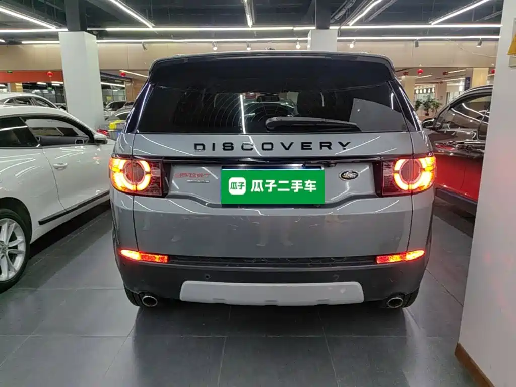 Land Rover Discovery Sport — миниатюра 6