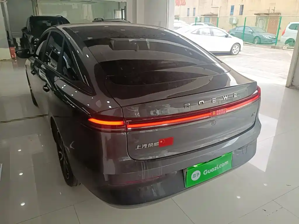Roewe D6 — миниатюра 5