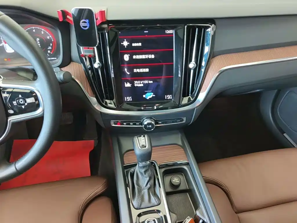 Volvo S60 — миниатюра 13