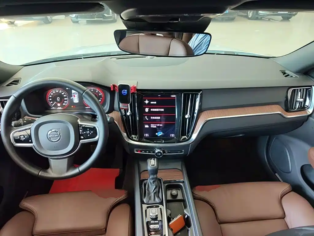Volvo S60 — миниатюра 10