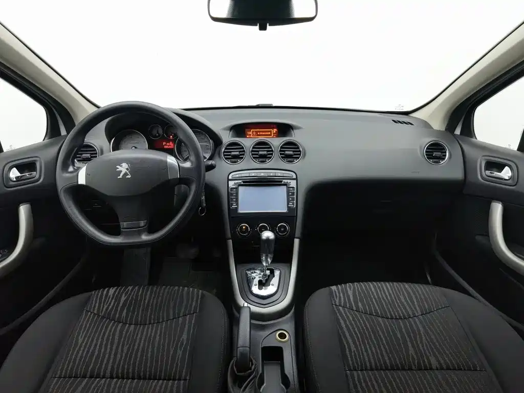Peugeot 408 — миниатюра 5