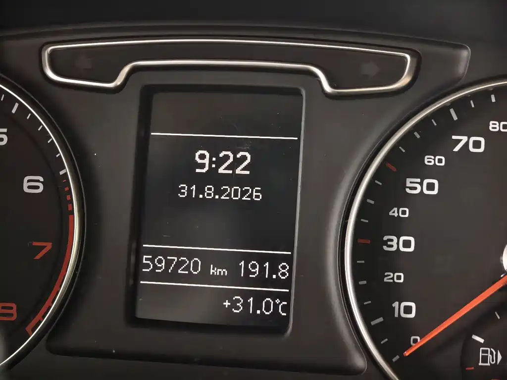 Audi Q3 — миниатюра 10