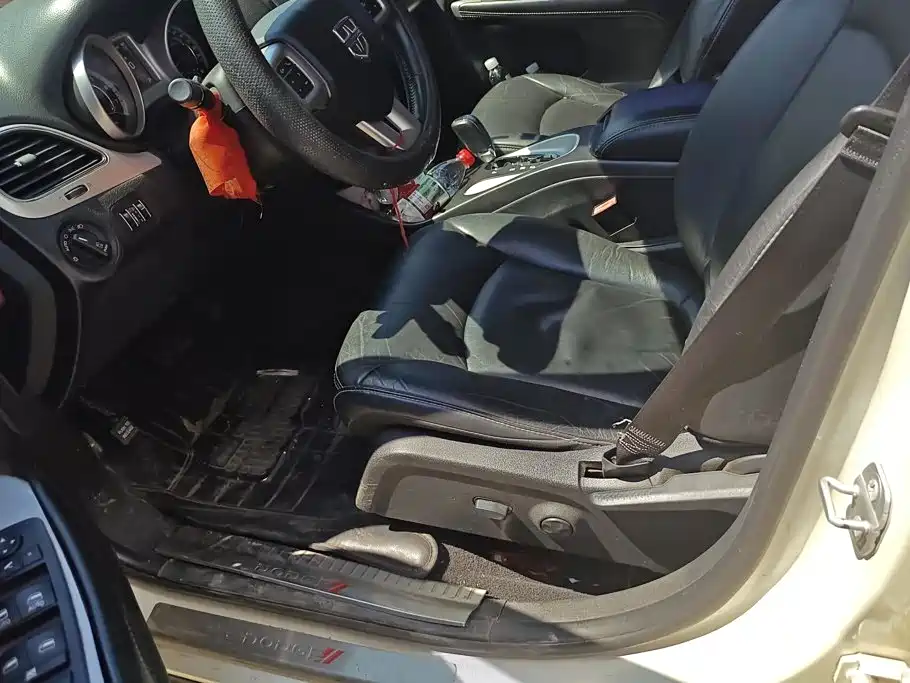 Dodge Journey — миниатюра 9