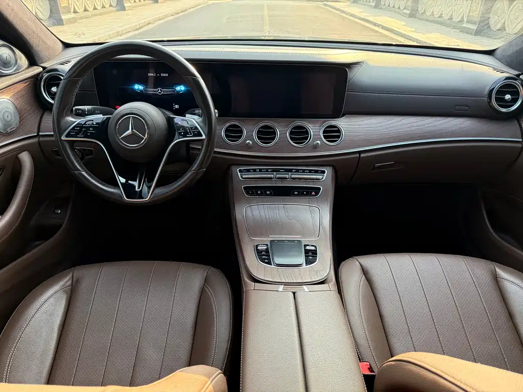 Mercedes-Benz E-Class E 2022 E 300 L Luxury