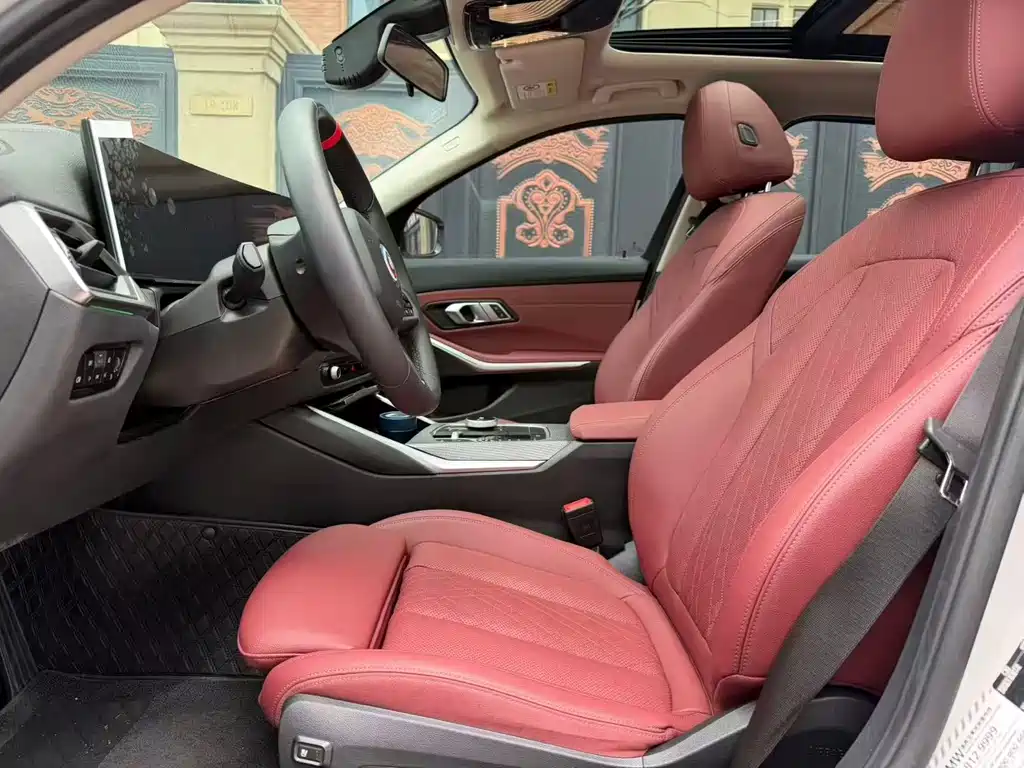 BMW i3 2024 eDrive 35 L