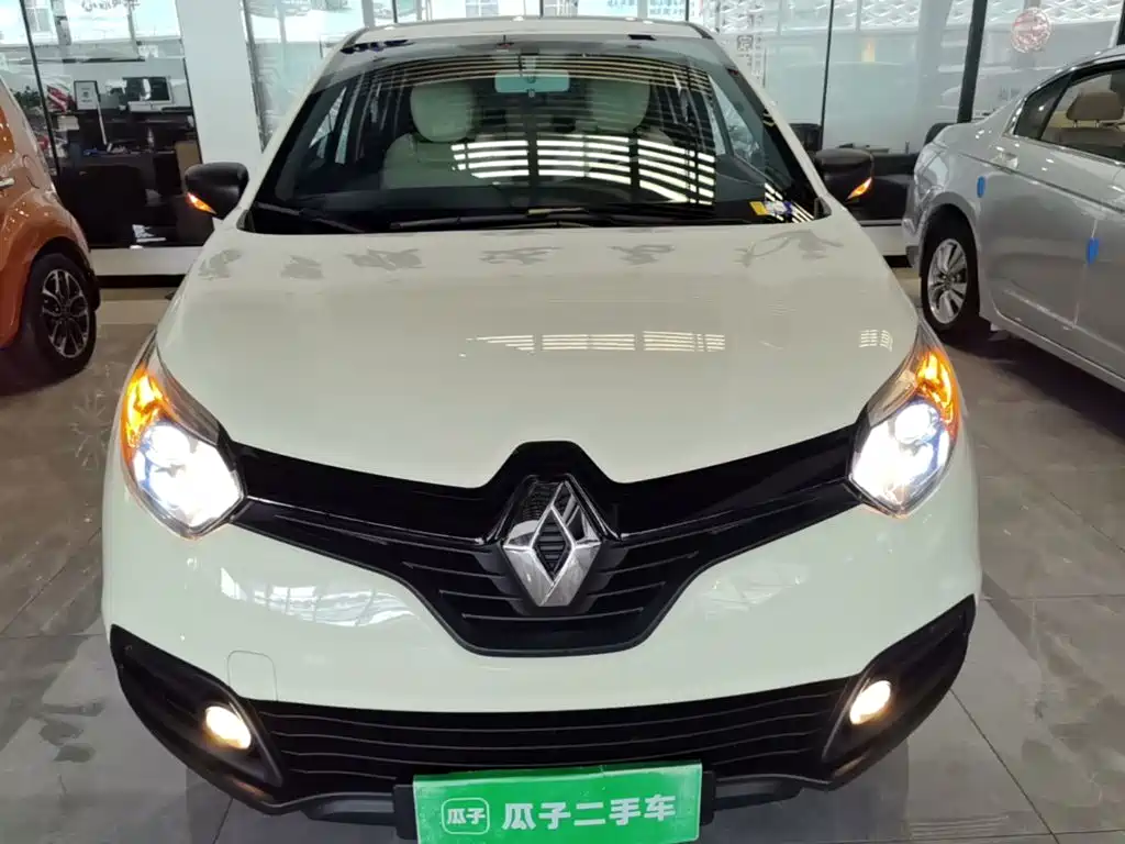 Renault Captur — миниатюра 3