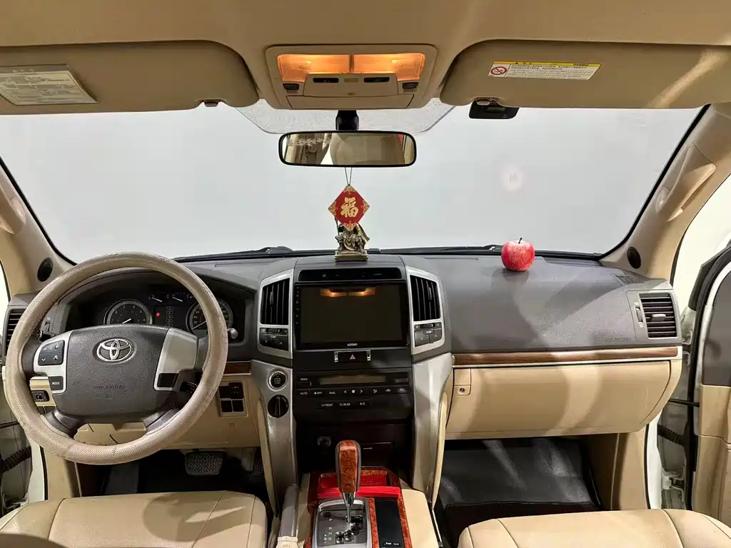 Toyota Land Cruiser — миниатюра 7