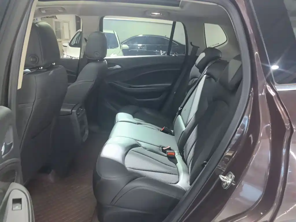 Buick Envision Plus — миниатюра 17