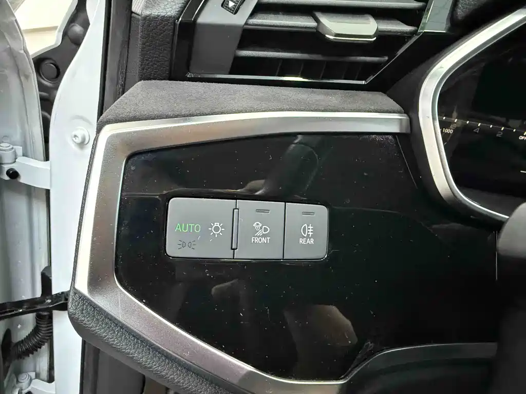 Audi Q3 — миниатюра 8